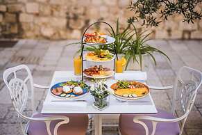 Hotel Vestibul Palace