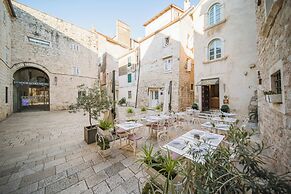 Hotel Vestibul Palace