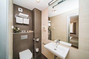 Hotel Vestibul Palace