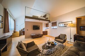 Hotel Vestibul Palace