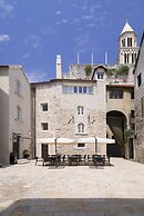 Hotel Vestibul Palace