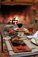 Peninsula Petit Hotel