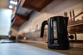 Corvin Point Rooms and Apartments