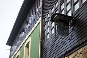 Alojamientos Cenera