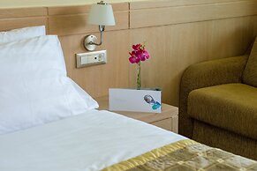 Thalassa Beach Resort - Adults Only