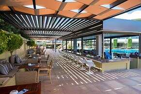 Thalassa Beach Resort - Adults Only