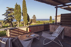 Kinsterna Hotel