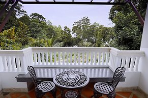 Independence Hotel by Dara