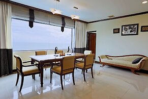 Independence Hotel by Dara