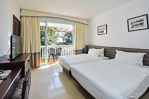 Independence Hotel by Dara