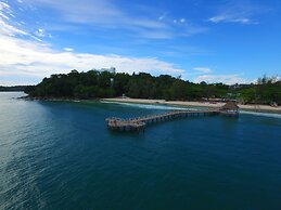 Independence Hotel by Dara