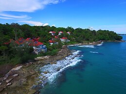 Independence Hotel by Dara