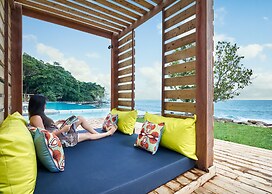 Independence Hotel by Dara