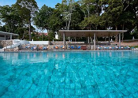 Independence Hotel by Dara