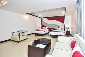 Independence Hotel by Dara