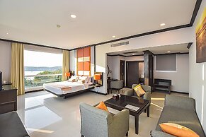 Independence Hotel by Dara