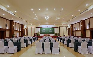 Independence Hotel by Dara