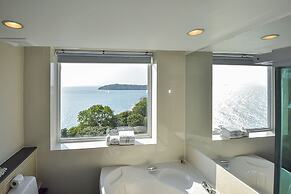 Independence Hotel by Dara