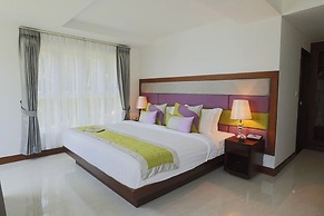 Independence Hotel by Dara