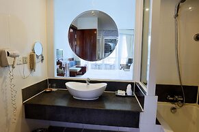 Independence Hotel by Dara