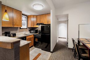 Residence Inn by Marriott Kingston Water's Edge