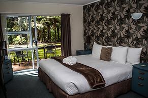 Woodlands Motel & Conference Venue