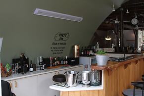 Woodlands Motel & Conference Venue