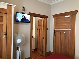 Lake Lodge B&B Rotorua - Adults Only