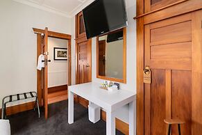 Lake Lodge B&B Rotorua - Adults Only