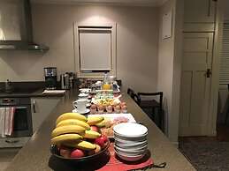 Lake Lodge B&B Rotorua - Adults Only