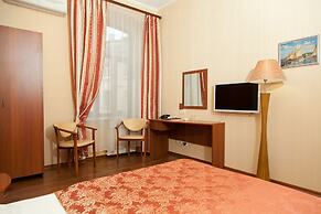 Guest rooms and apartments Grifon