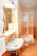 Guest rooms and apartments Grifon