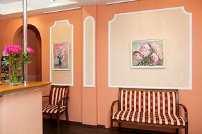 Guest rooms and apartments Grifon