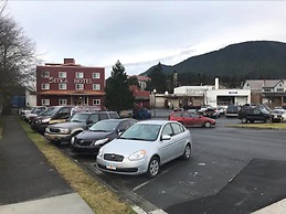Sitka Hotel and Restaurant