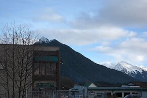 Sitka Hotel and Restaurant