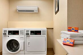 Hampton Inn & Suites Mahwah