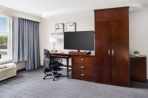 Courtyard by Marriott Keene Downtown