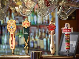 The Neighbourhood Inn