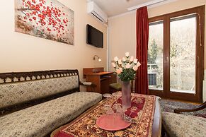 Budavar Bed and Breakfast