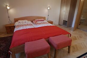 Budavar Bed and Breakfast