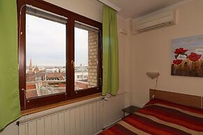 Budavar Bed and Breakfast