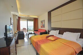 Hollywood Inn Hotel