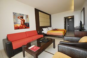 Hollywood Inn Hotel