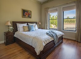 Barossa Shiraz Estate