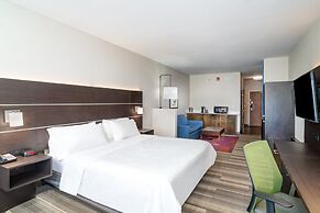 Holiday Inn Express and Suites Winona North by IHG