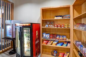 Holiday Inn Express and Suites Winona North by IHG