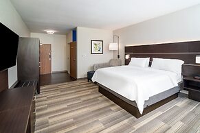 Holiday Inn Express and Suites Winona North by IHG