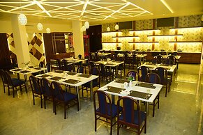 Lion Lords Inn Rajula