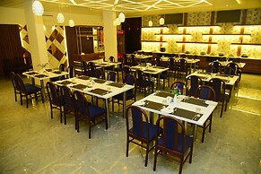 Lion Lords Inn Rajula