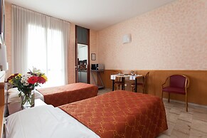 IH Hotels Milano ApartHotel Argonne Park